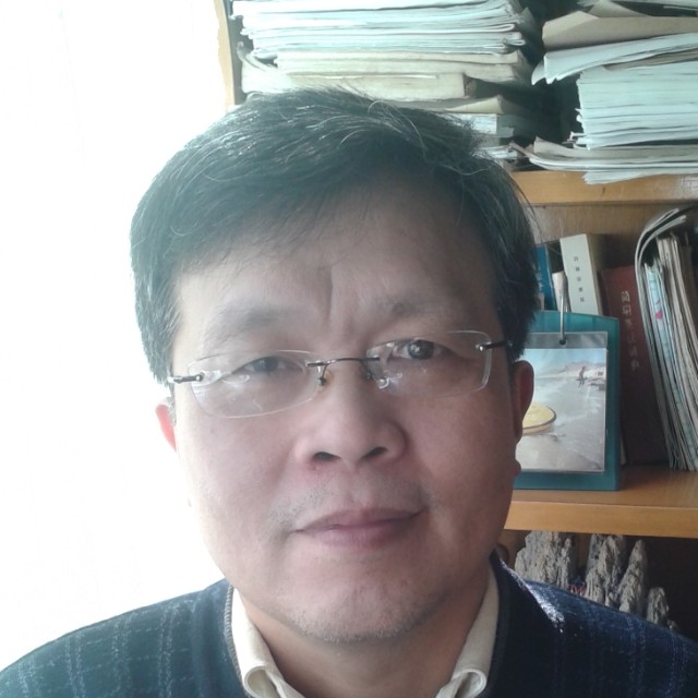 红牛笑老迟到的照片