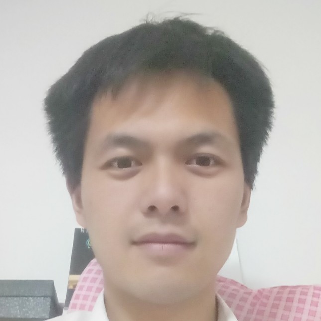 儒雅飞鸟在树枝的照片