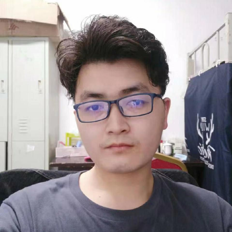 包容闻刺猬的照片