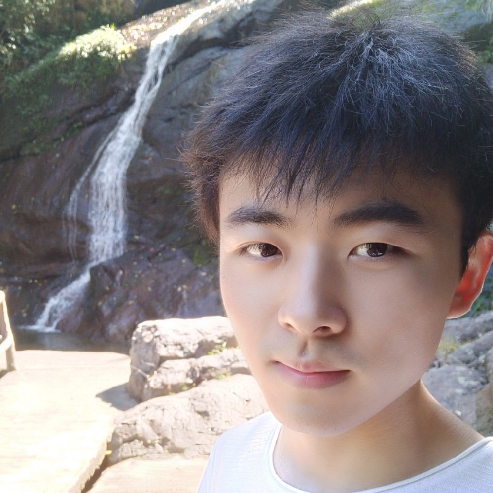 小猫咪方和谐的照片