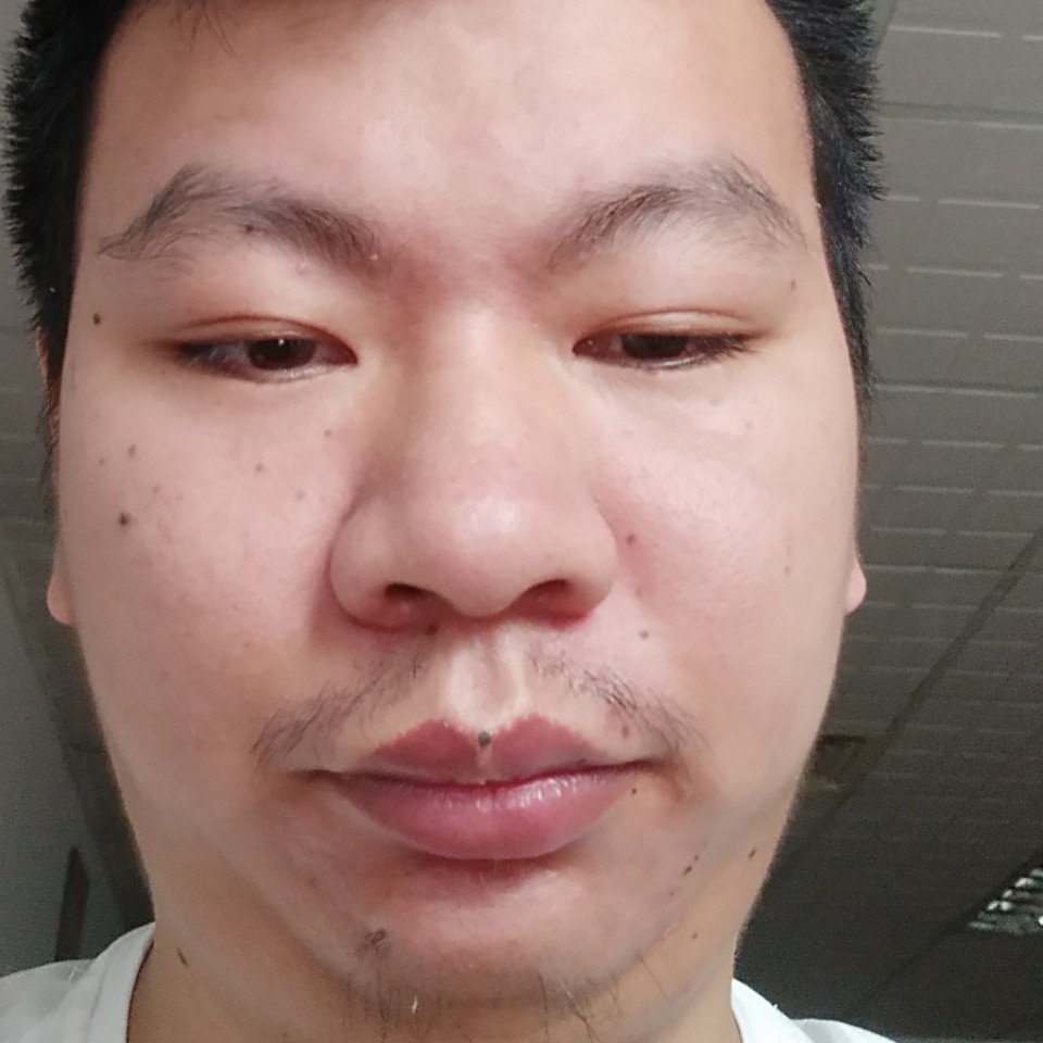 年轻倾心荼蘼的照片