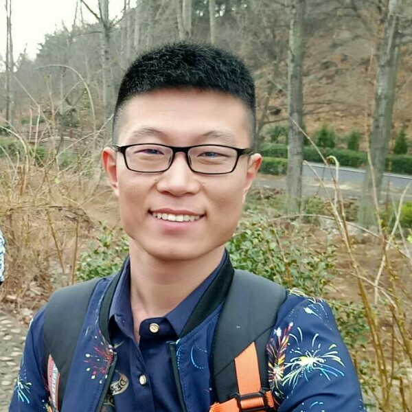 俄是老五的照片