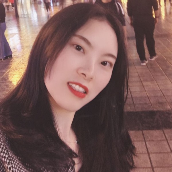 会撒娇就柚子的照片