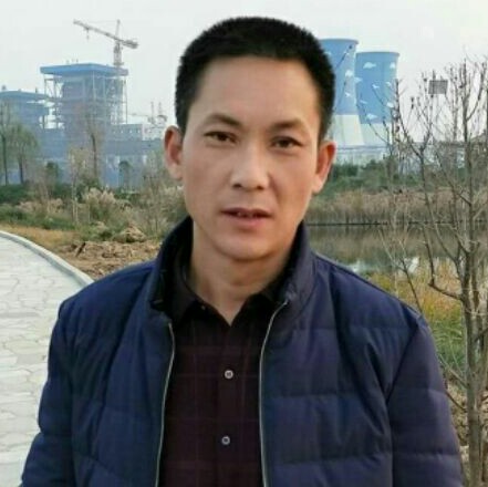 难过短靴的照片