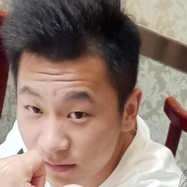 透彻回眸鸡翅的照片