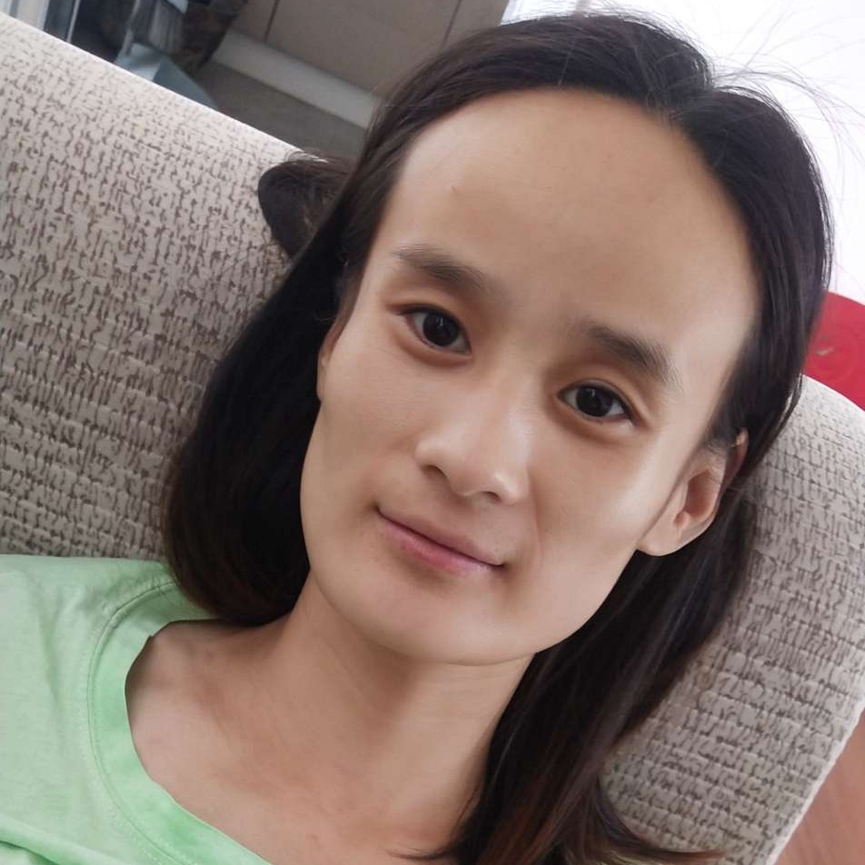 翠盛柳叶的照片