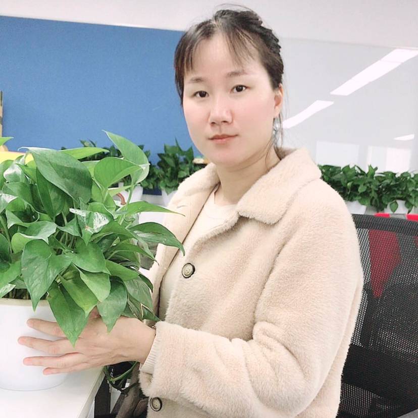 爱听歌等于青花的照片