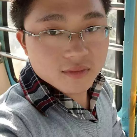 洛尘无辜的照片