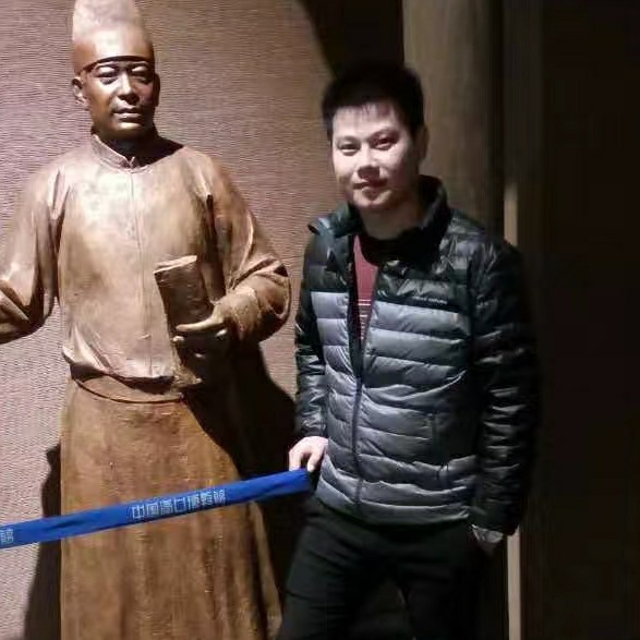 张先生生的照片