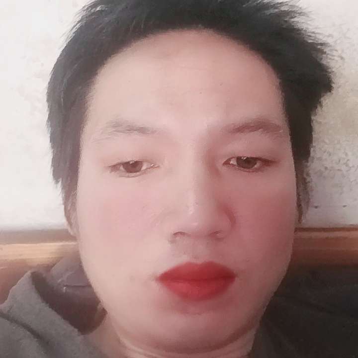和谐漫步流沙的照片