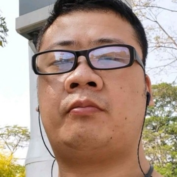 画板蹁跹高挑的照片