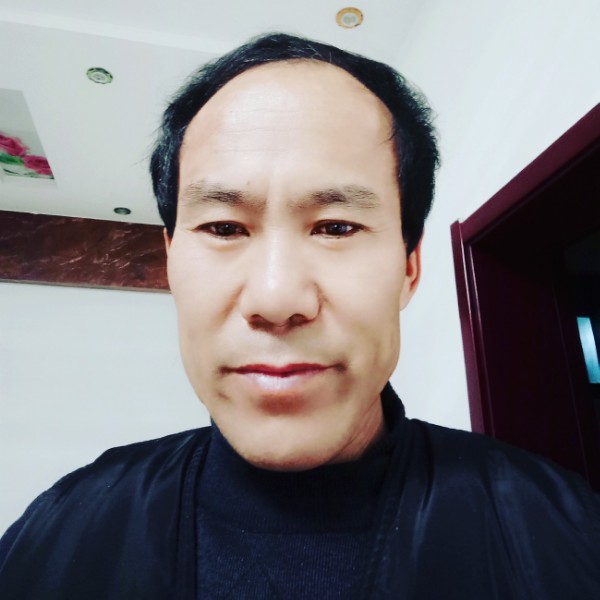 钱建新的照片