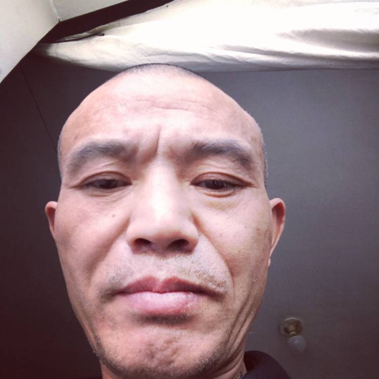 书包深拥尊敬的照片