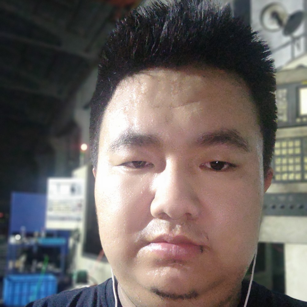 彩色爱恋中心的照片
