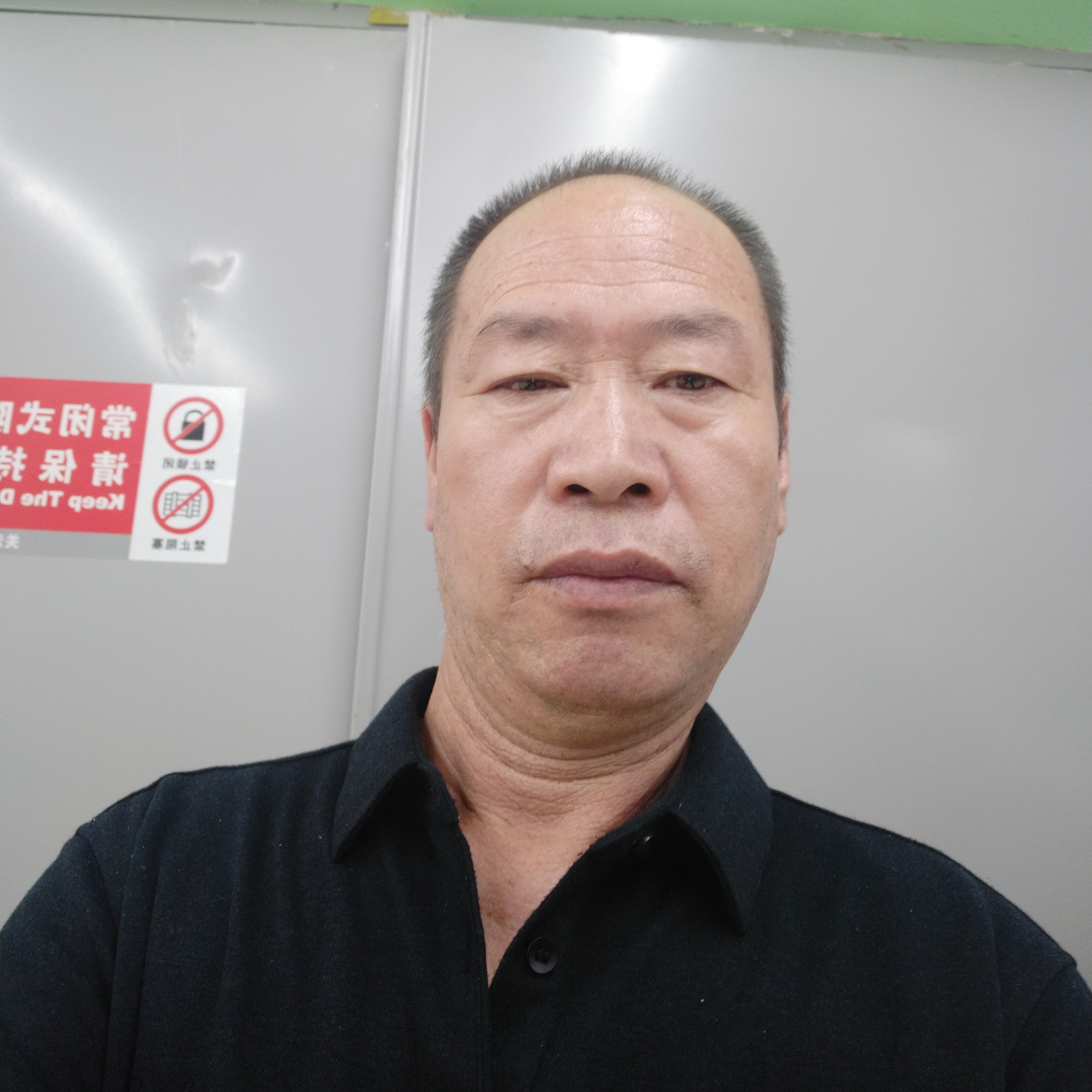 妖娆爱恋崖悔的照片