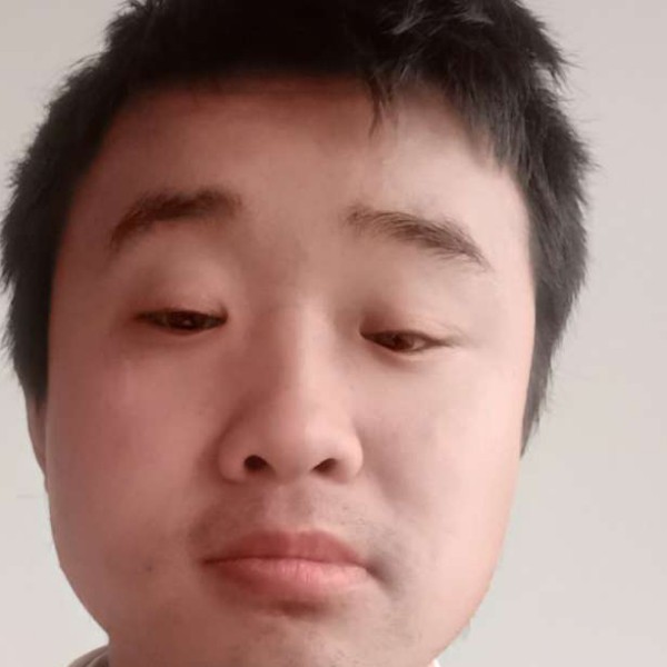 英俊潇洒白马王子的照片