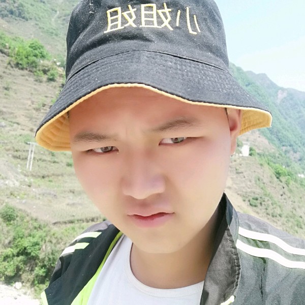 晨阳笑自由的照片