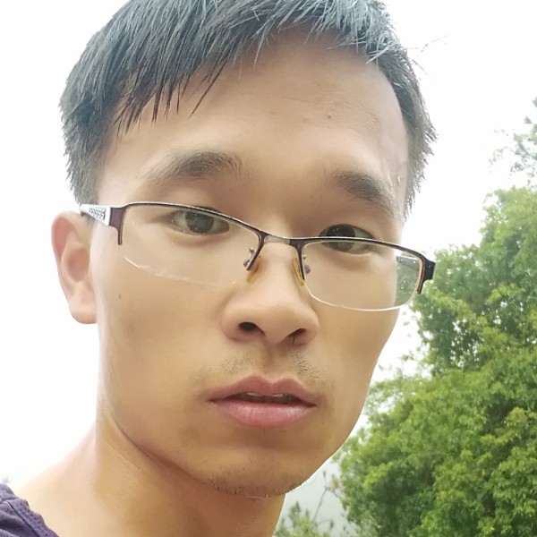 大白的多情的照片