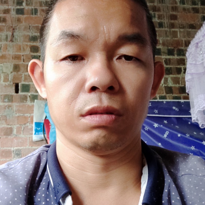 底线败给现实的照片