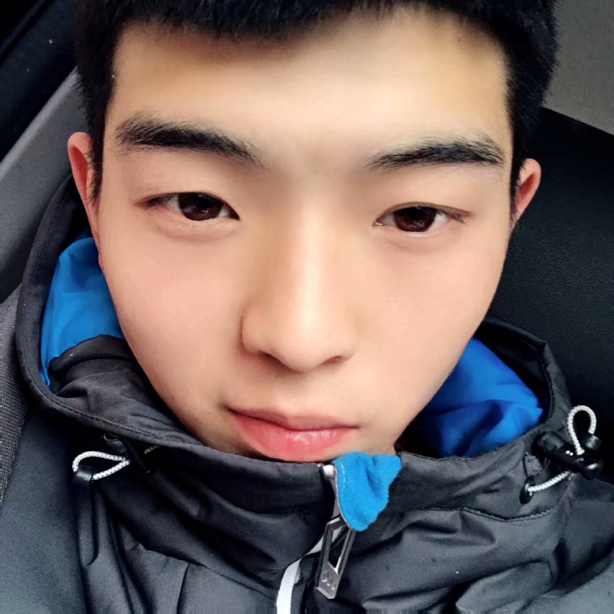 青衣愿迷人的照片