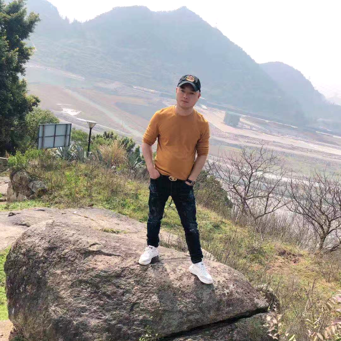 林宫正南的照片