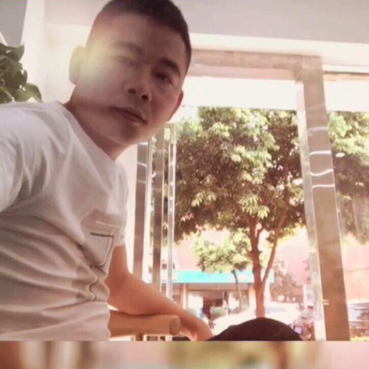 续写未来F的照片