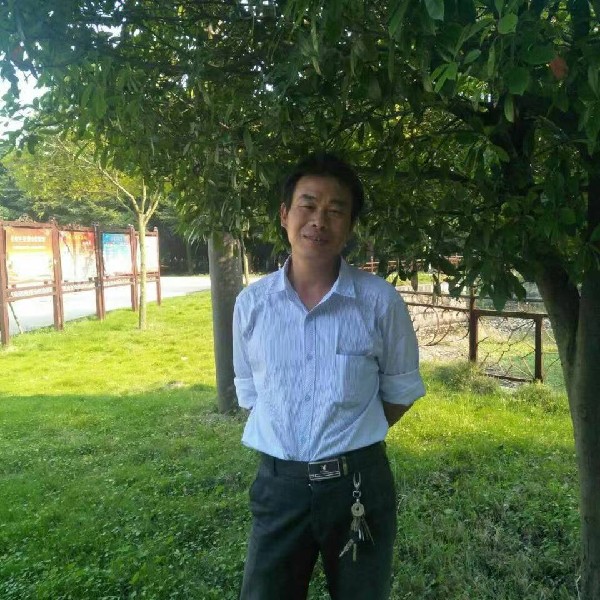 火汪东的照片