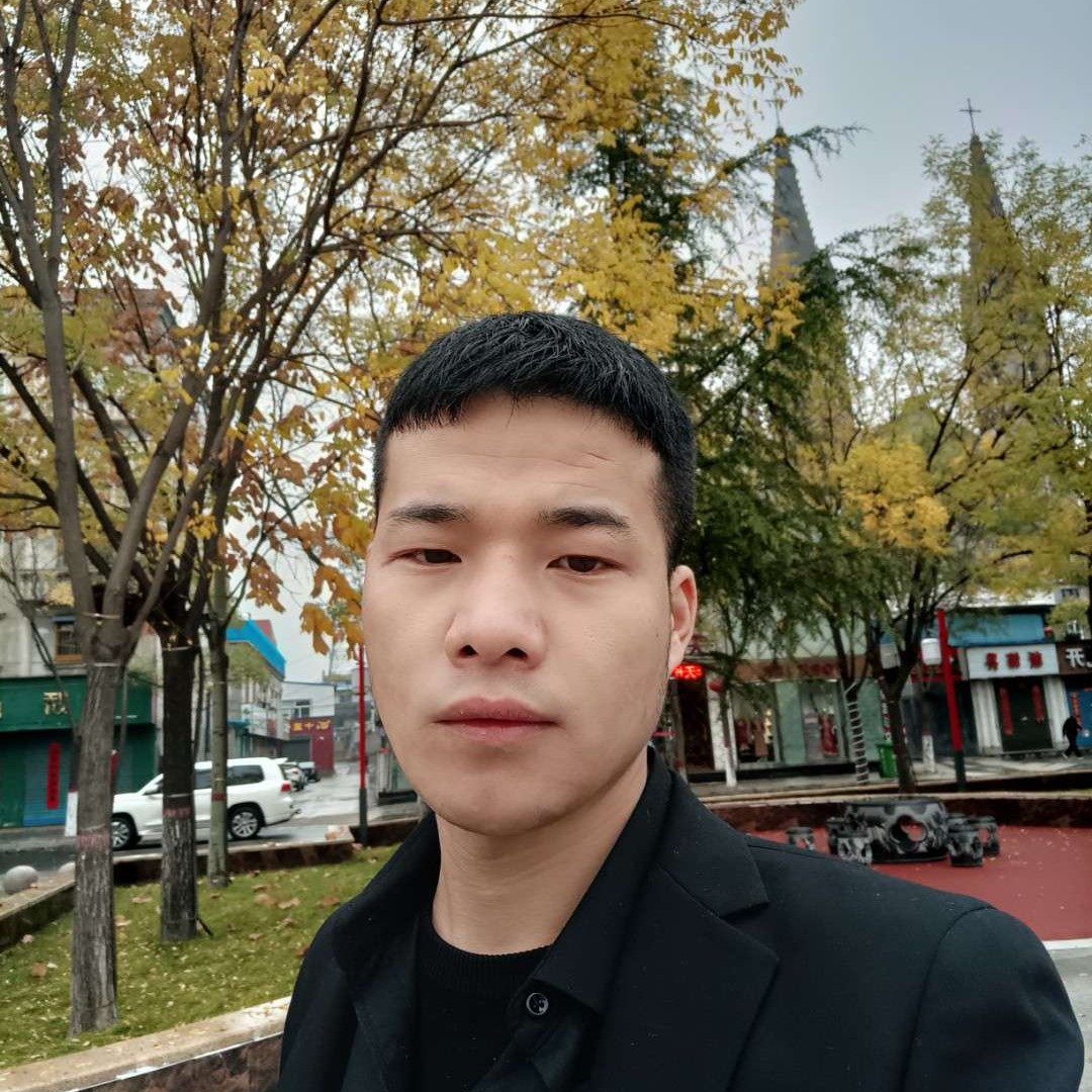 黑猫还纯情的照片
