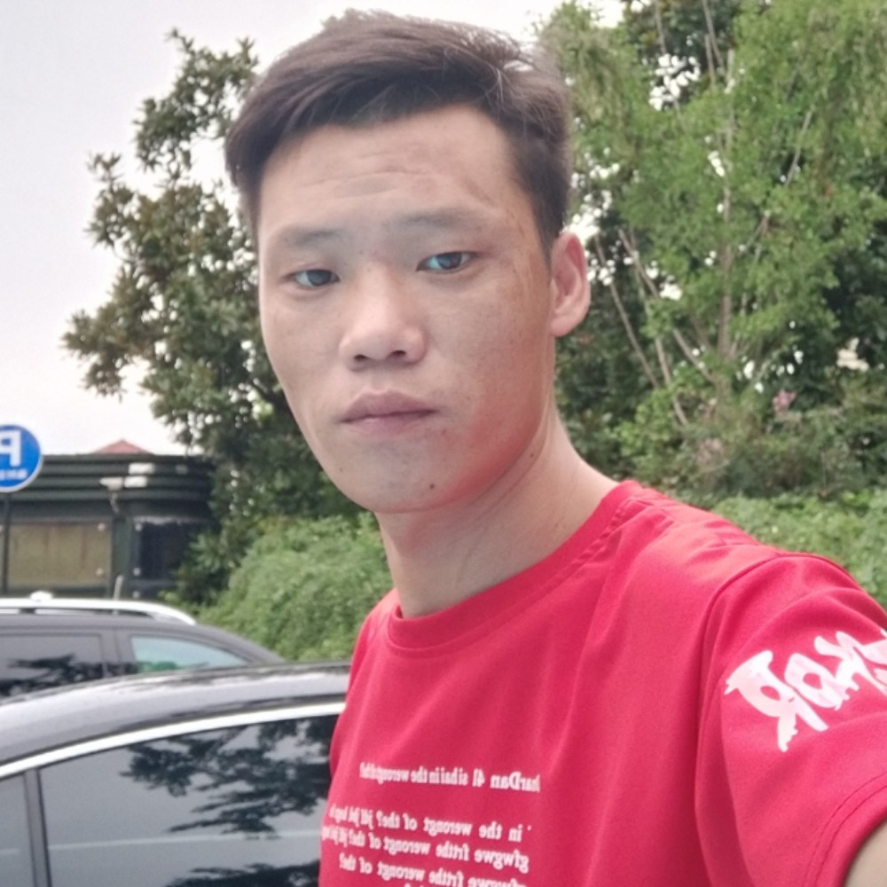 浮波爱迷茫的照片