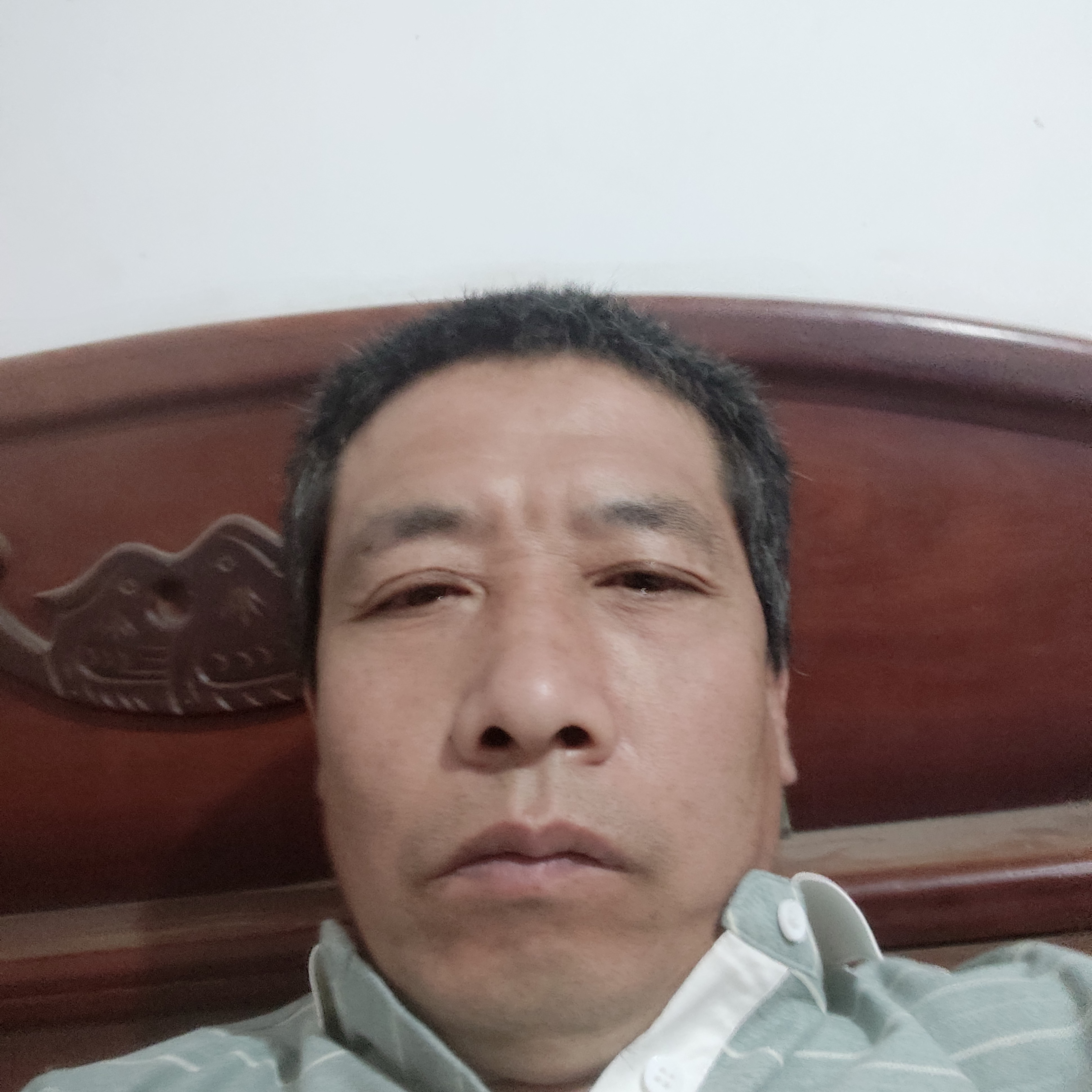 文静吃醋小蝴蝶的照片