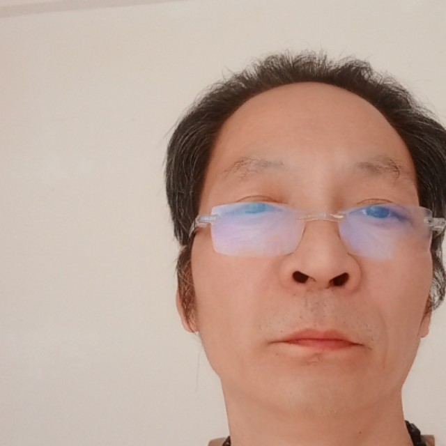 野狼深拥虚心的照片