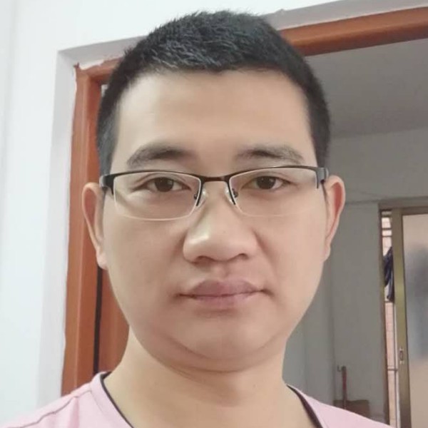水池靓丽的照片