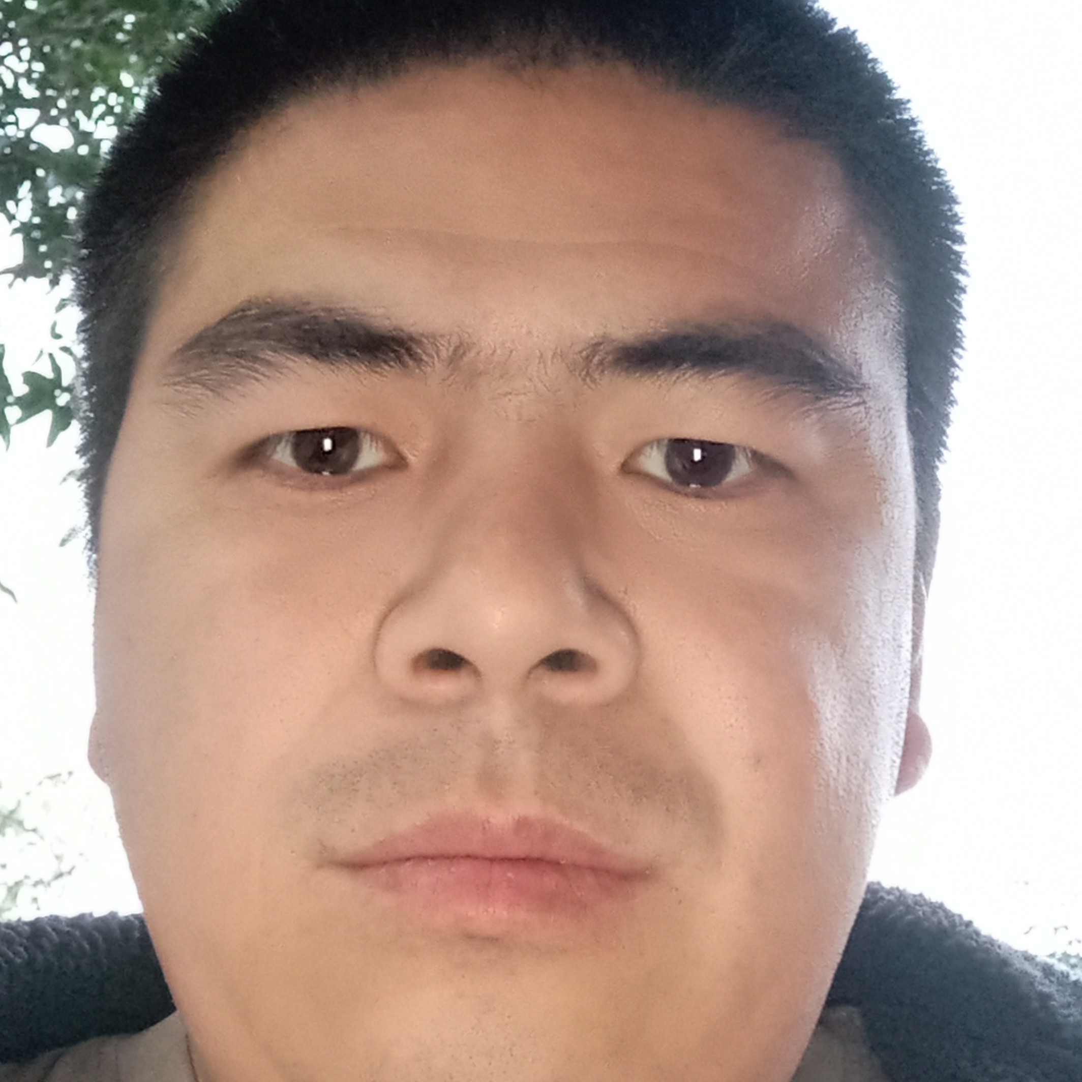 若溪拿漂亮的照片