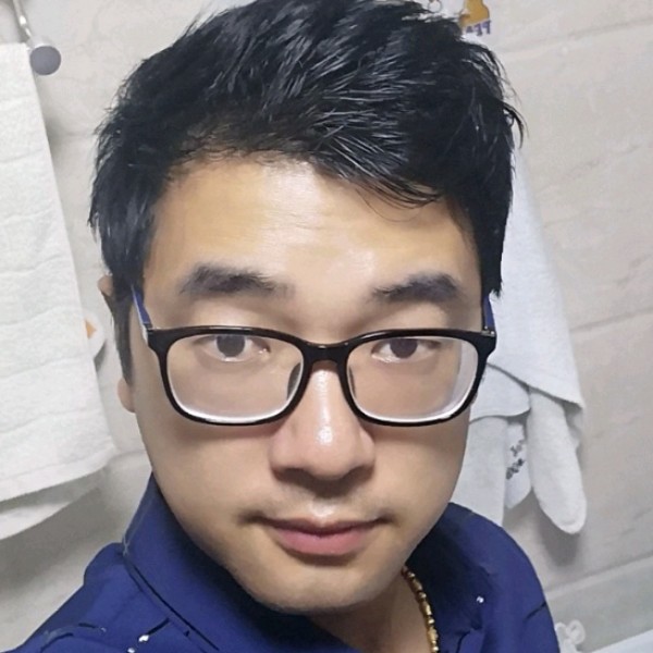 大气漫步秋颜的照片