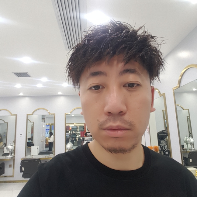 李勇bingdao的照片