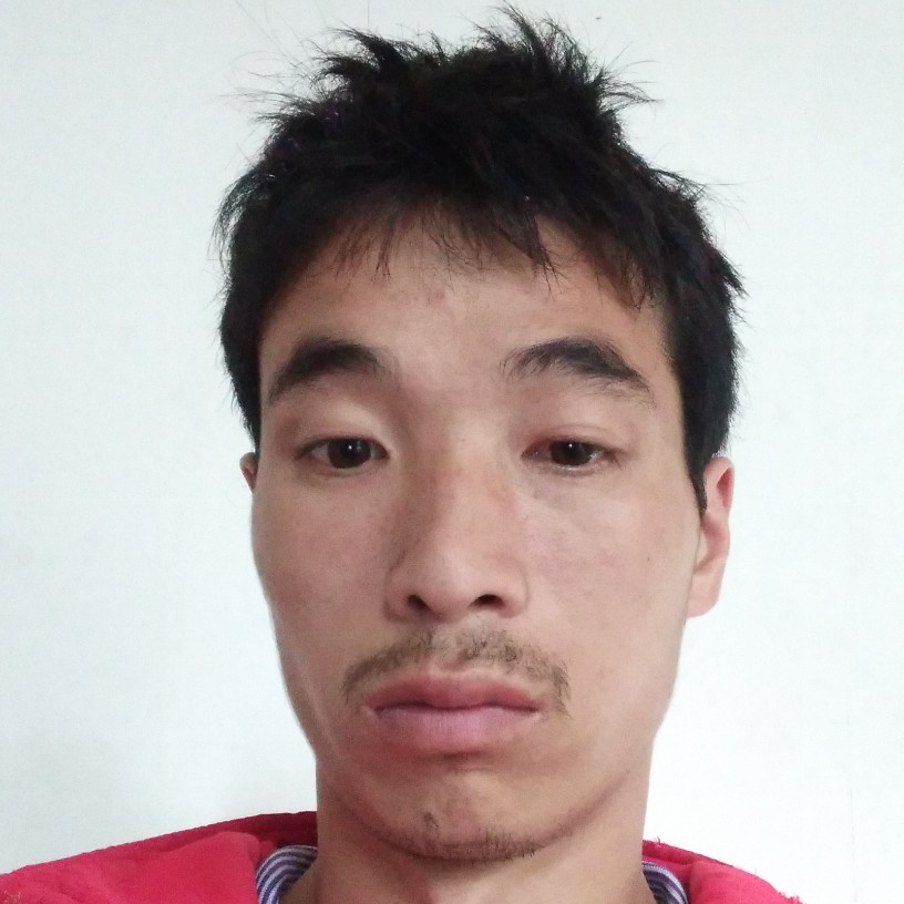 向超文的照片
