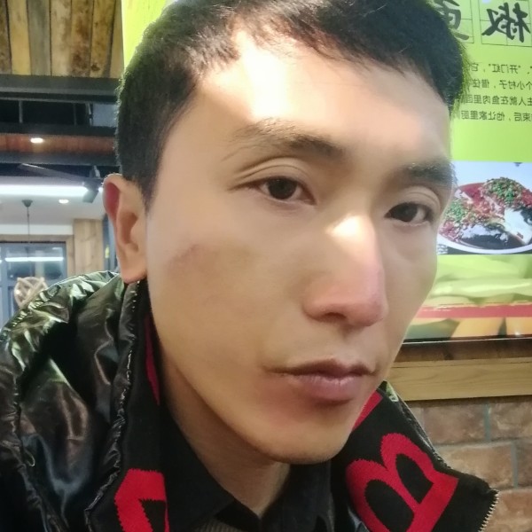 陌殇不安的照片