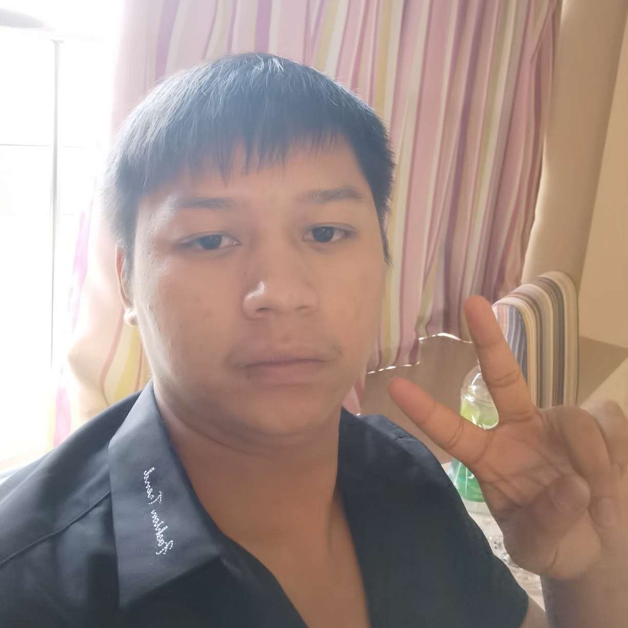 小虾米保卫拉长的照片