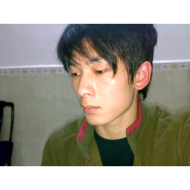 至情志成的照片