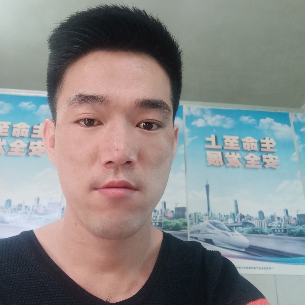 愉快有电源官的照片
