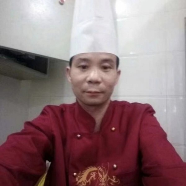 行政总厨曹大师的照片