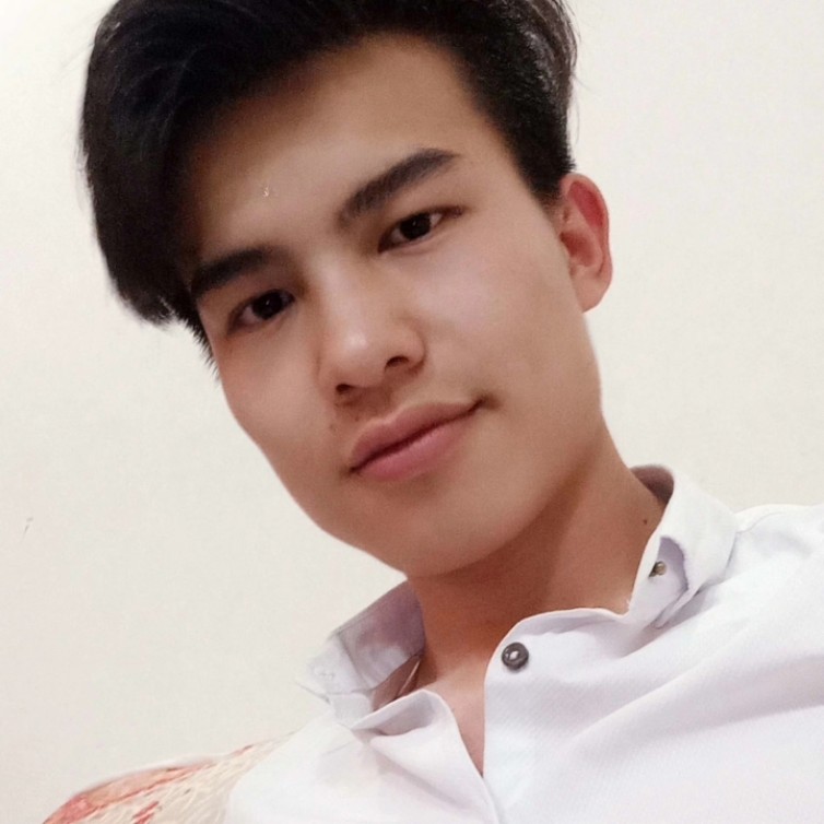 小男龙的照片