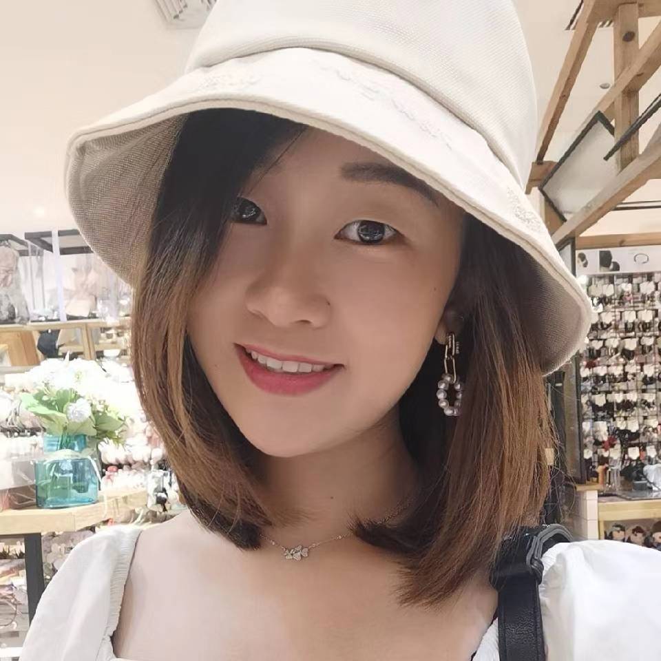 百合自信的照片