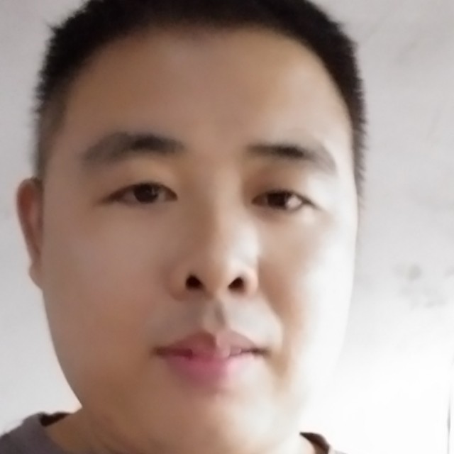 大山深情的照片
