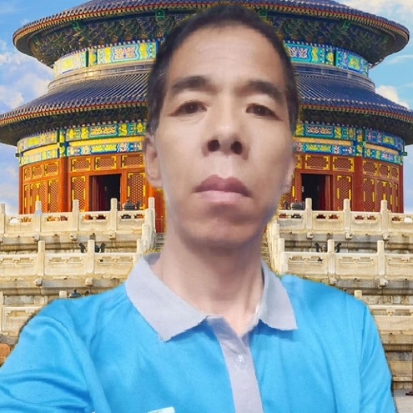 大胆爱恋蜜粉的照片