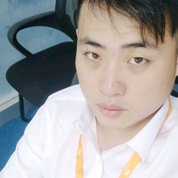 善良回眸小兔子的照片