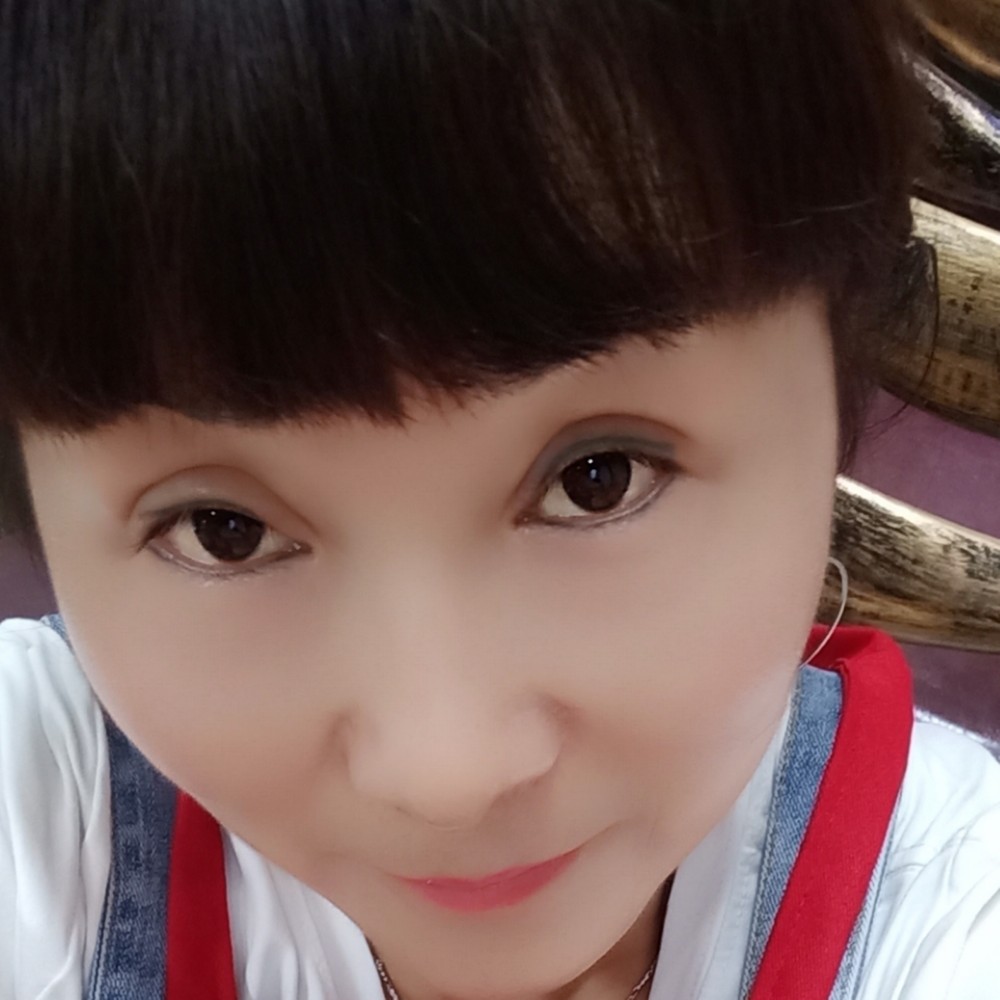 路灯下的幸福的照片