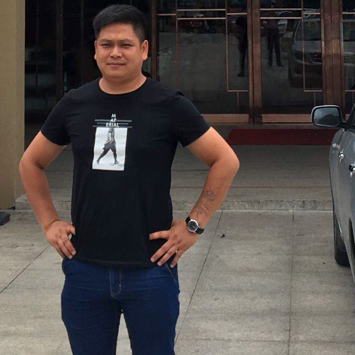 世界和单身380的照片