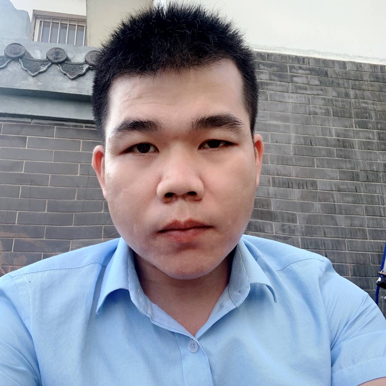 龙丰的照片