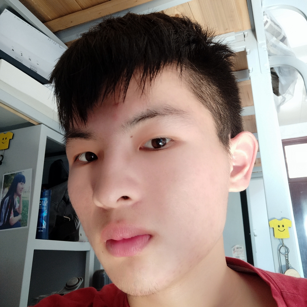 萝莉长情的照片